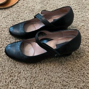 Women’s clogs